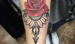 纹身女的网红吃瓜图片,揭秘网络红人的真实一面