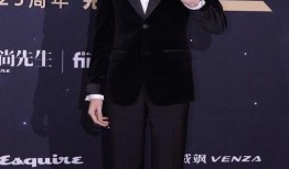 圈内爆料王俊凯和沈月,娱乐圈新恋情曝光？