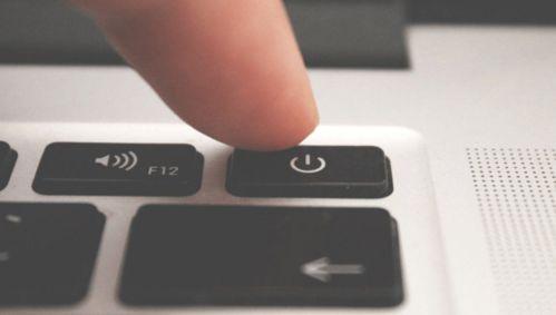 网络上流行的吃瓜是什么意思